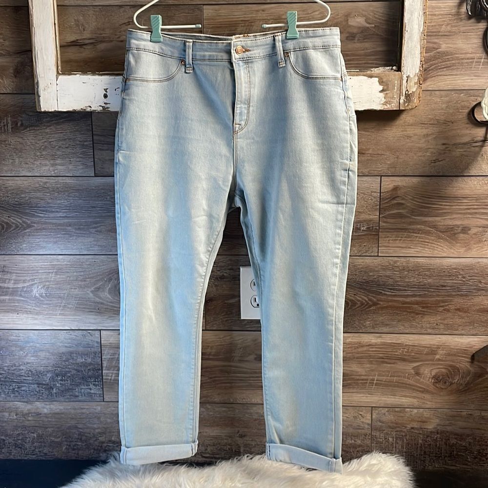 NOBO High Rise Sculpting Skinny Crop Jean, Size 17, Blue